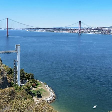 Cantinho Do Tejo Apartment Almada Exterior photo